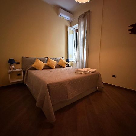 شقة Casa Bavosa Via Fieravecchia, 26 ساليرنو المظهر الخارجي الصورة