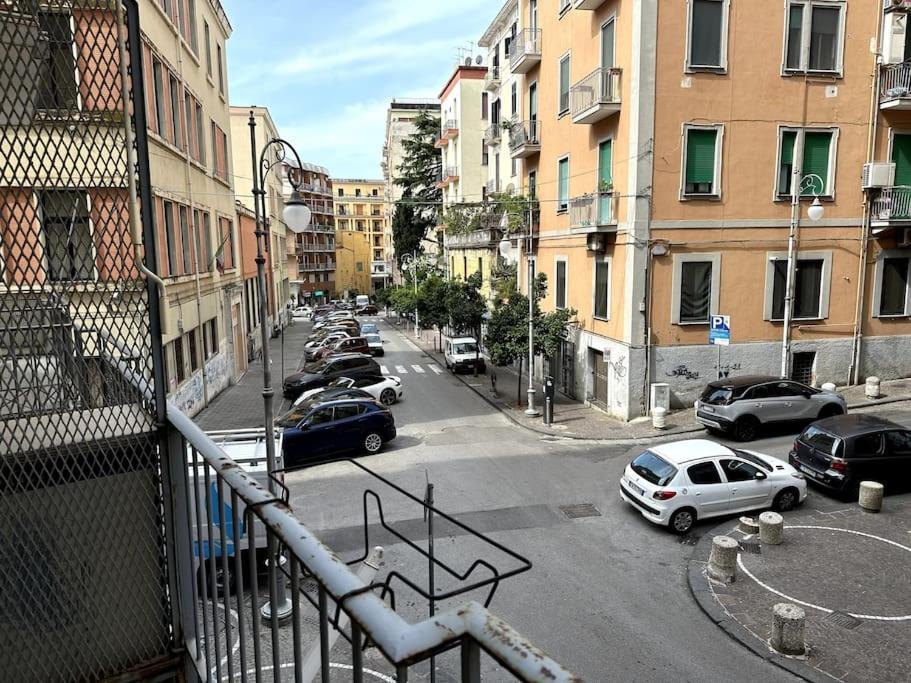 شقة Casa Bavosa Via Fieravecchia, 26 ساليرنو المظهر الخارجي الصورة